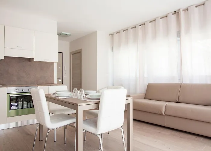 Astoria Suite Apartments